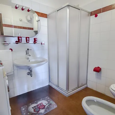 Aparthotel Stefania 2*