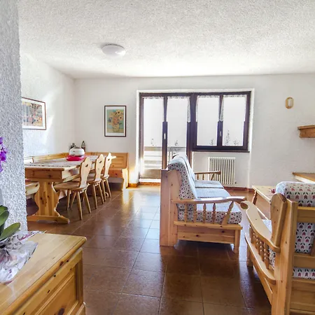 Stefania アパートホテル テーリオ