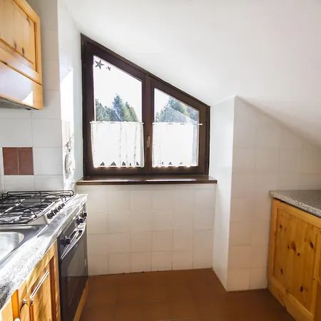 アパートホテル Stefania