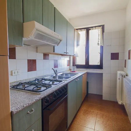 Stefania アパートホテル