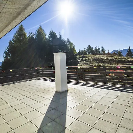 Stefania アパートホテル 3*