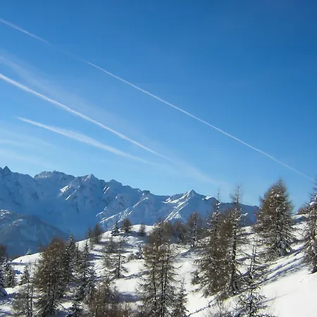 Stefania アパートホテル