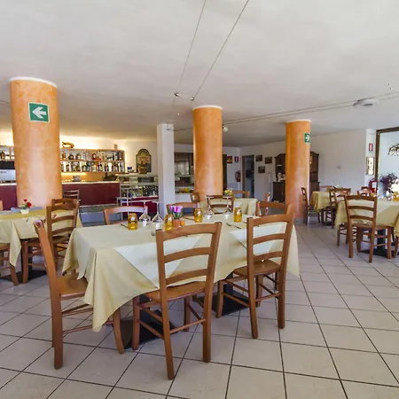 Aparthotel Stefania Teglio