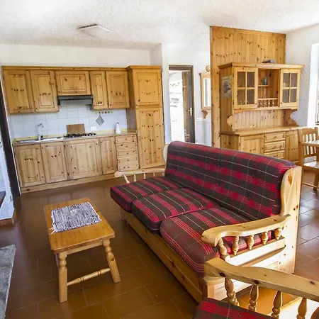 Aparthotel Stefania Teglio